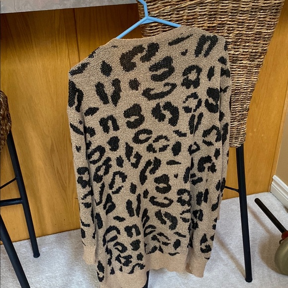 Leopard Print Open Front Cardigan - Picture 2 of 2